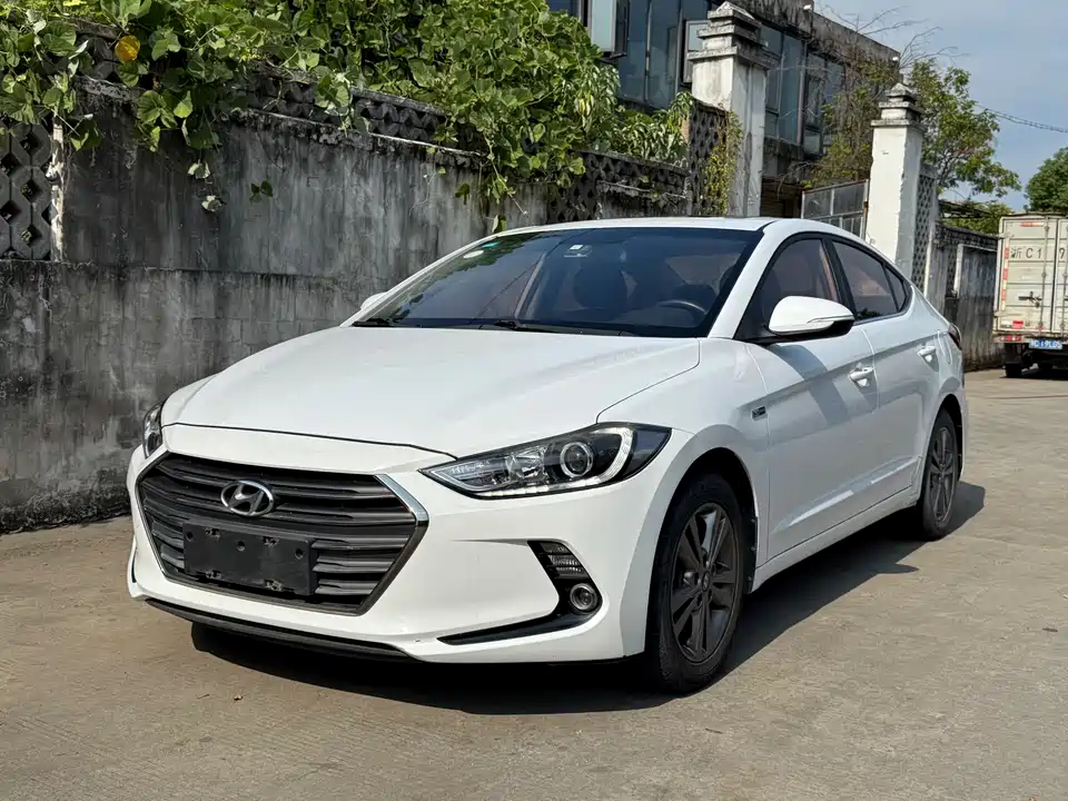 Hyundai Lead