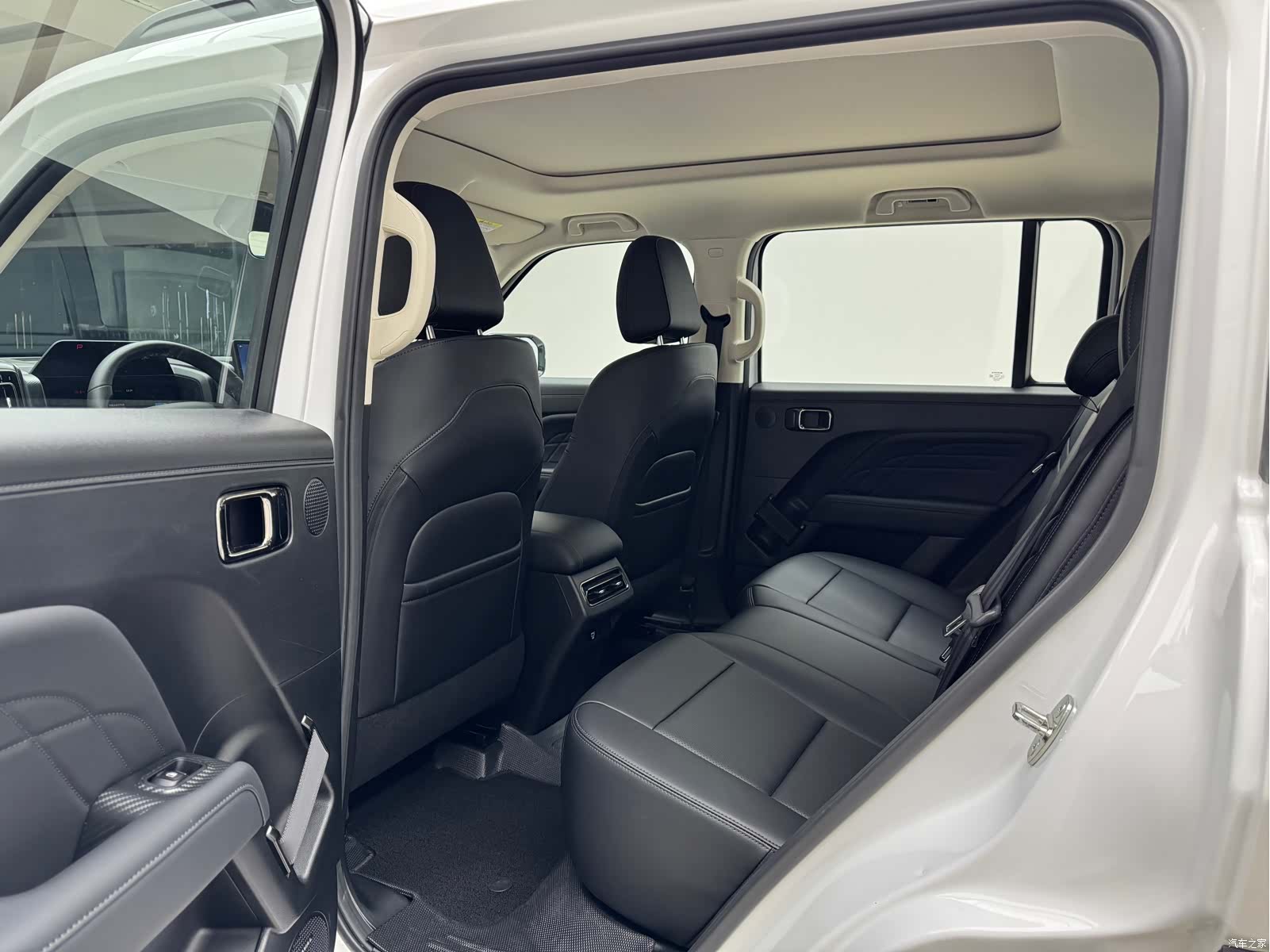 Haval Raptor, 2026 все фото