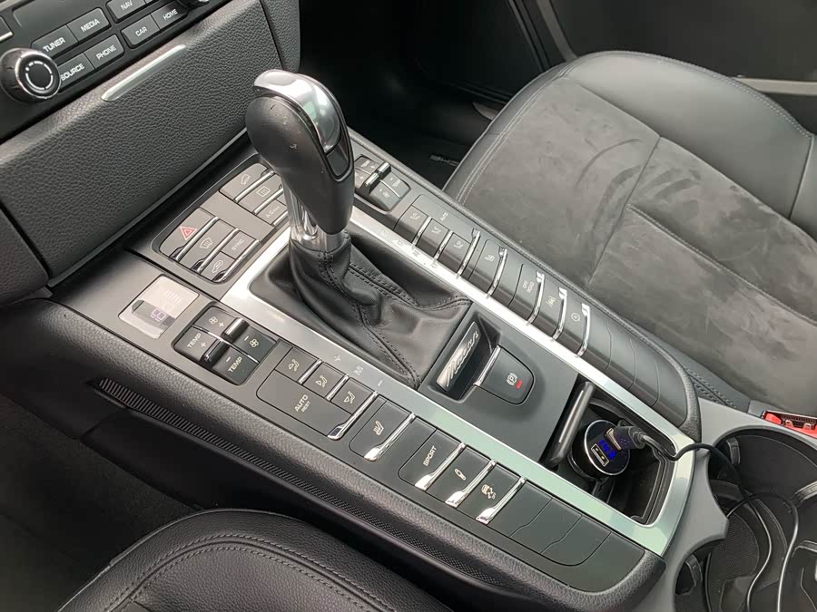 Porsche Macan 2016, фото 21