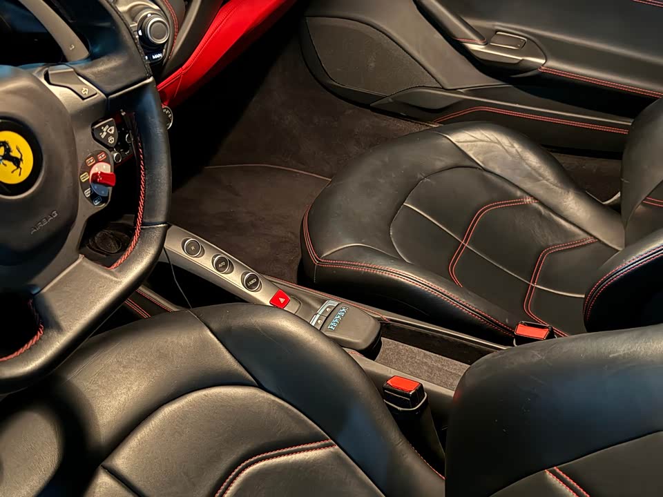 Ferrari 488