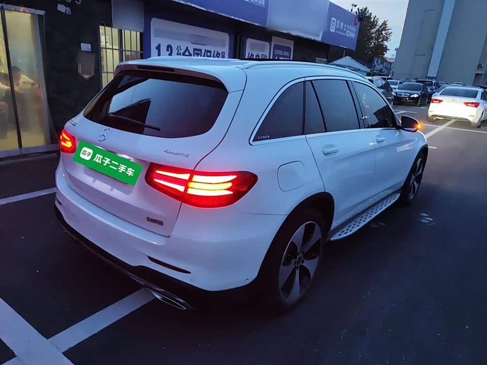 Mercedes-Benz GLC Mercedes-Benz GLC