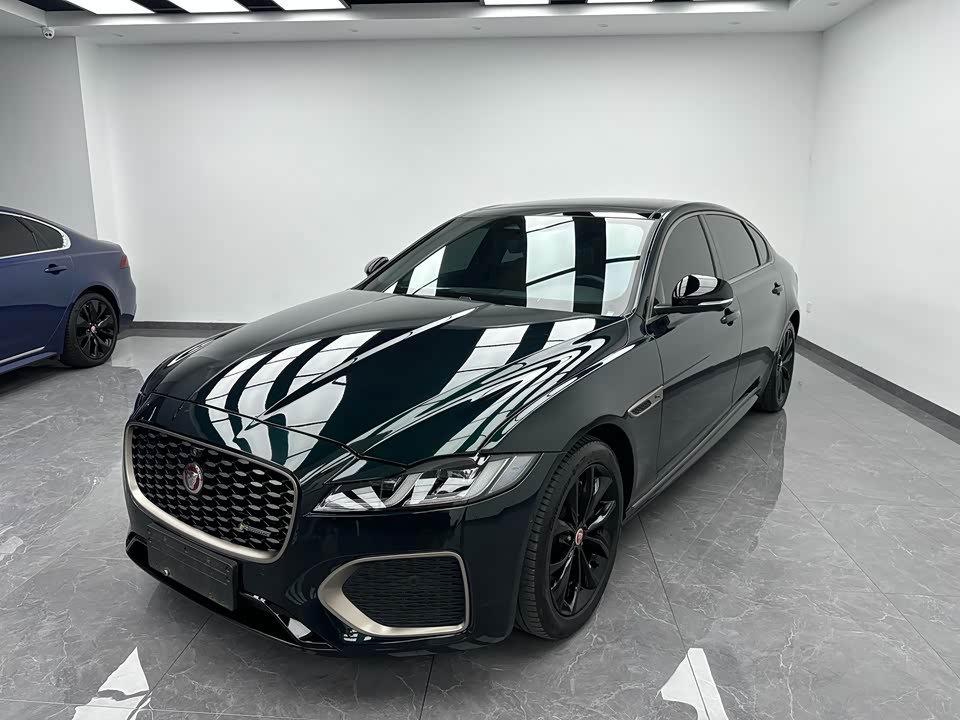Jaguar XFL