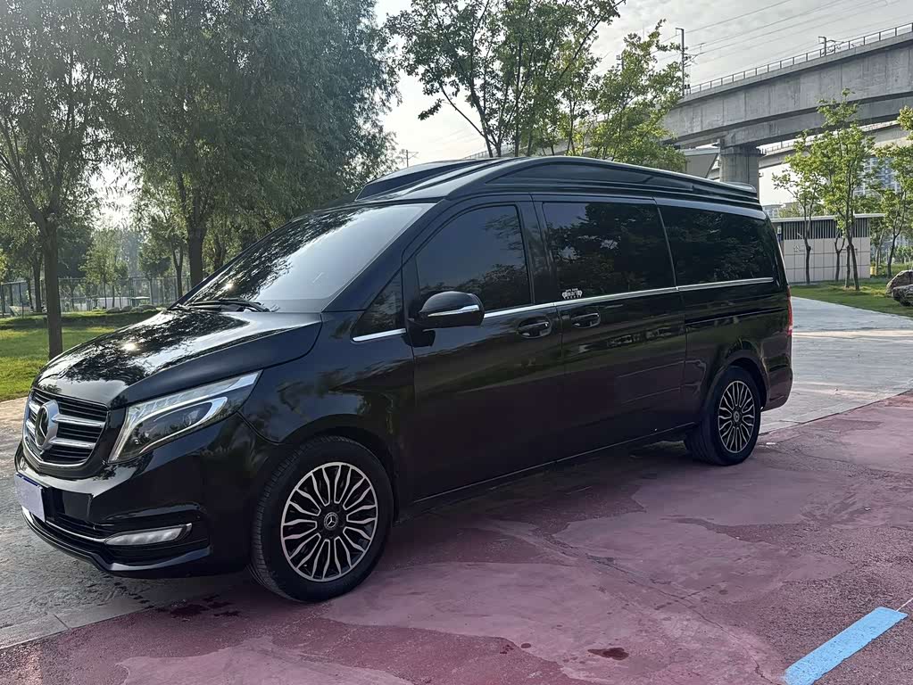 Mercedes-Benz V-Class V 2018 V 260 L Luxury Long Wheelbase VI