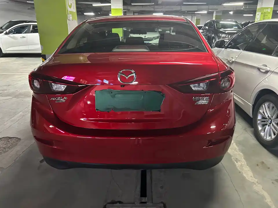 Mazda 3 Angkesaila