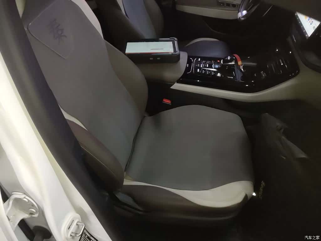 BYD Qin, 2023 25