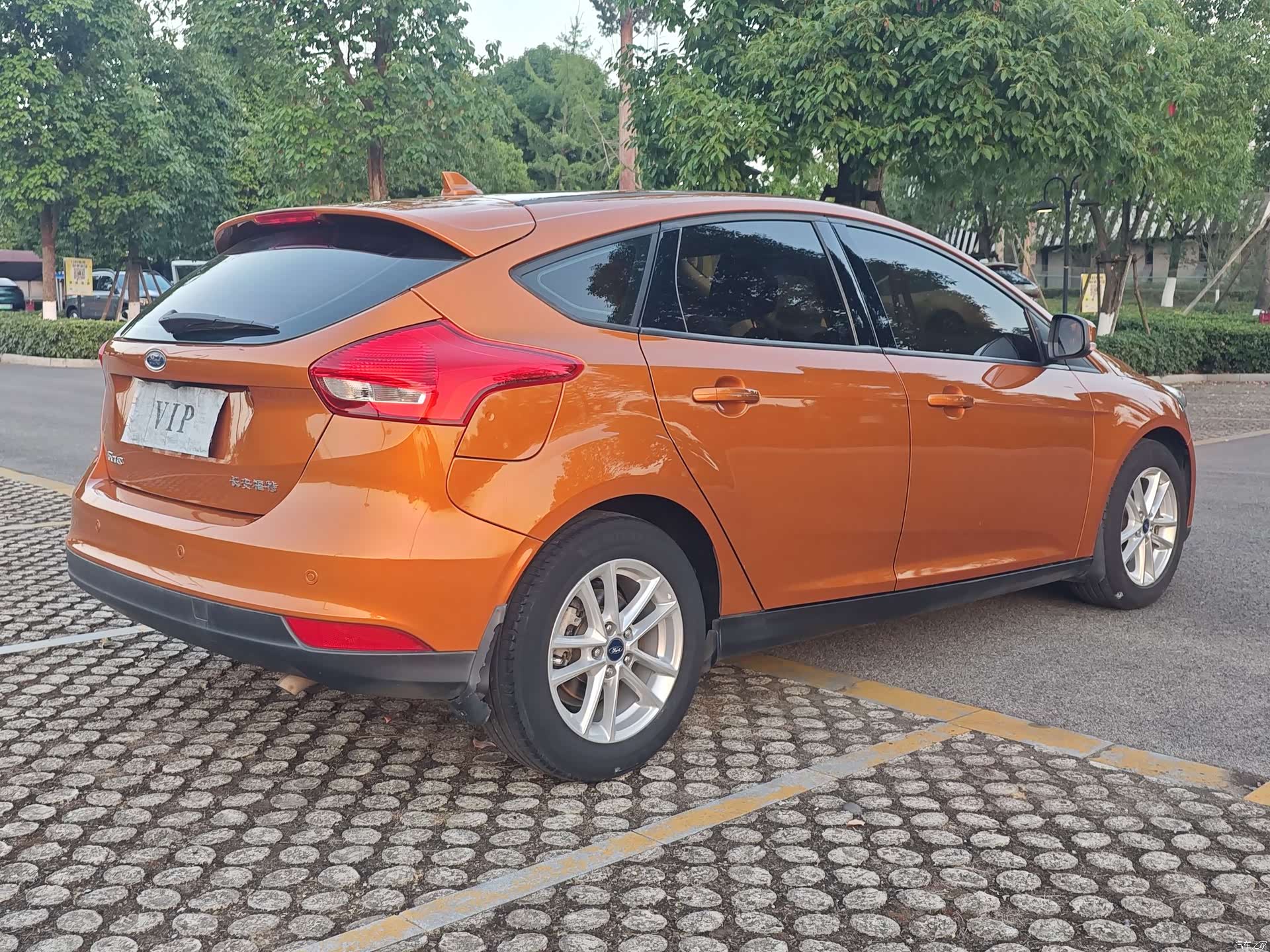 Ford Focus, 2019 12