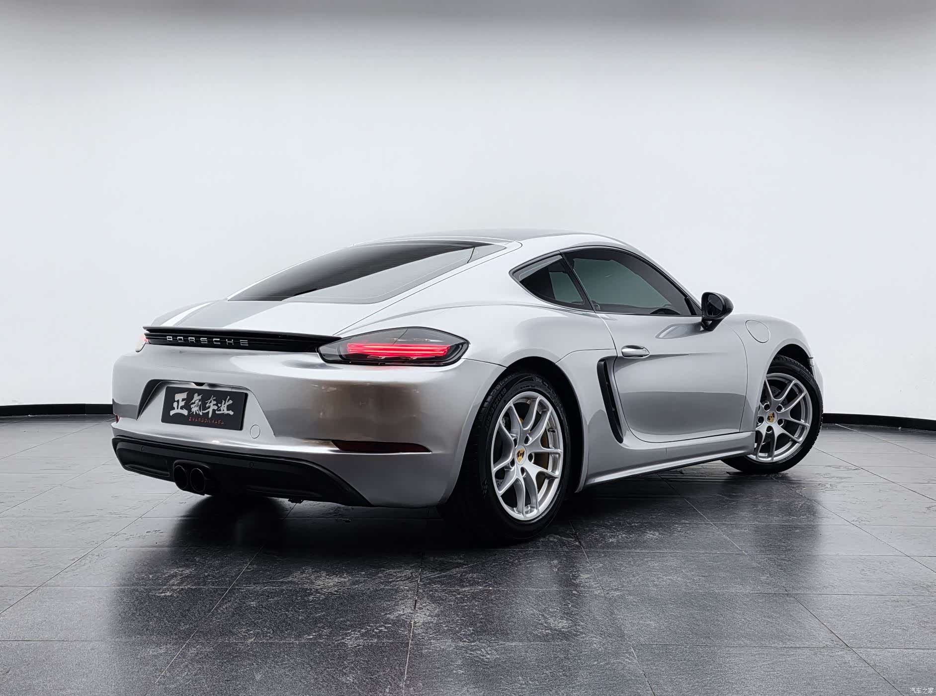 Porsche Cayman, 2017 9