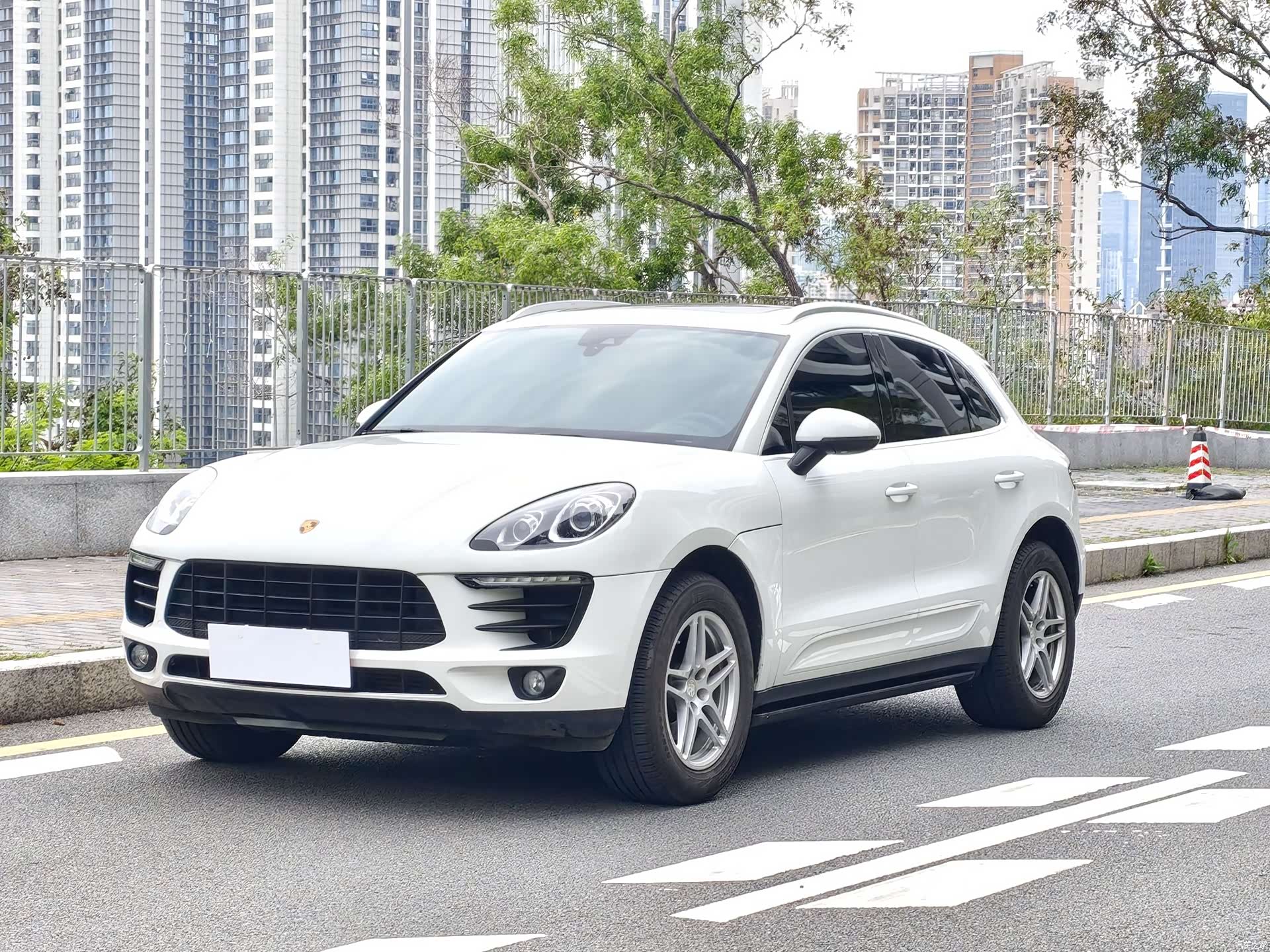 Porsche Macan, 2017 1