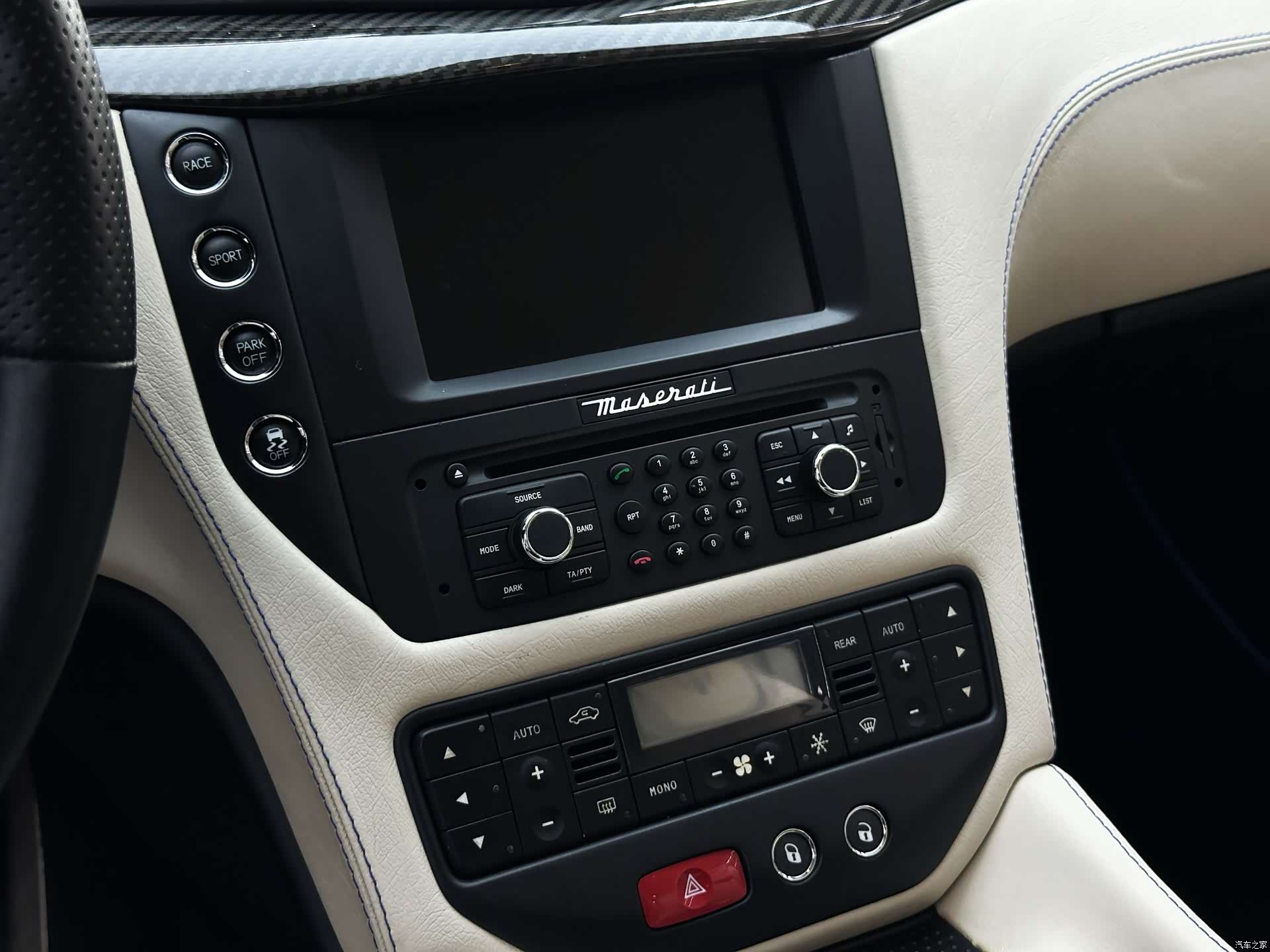 Maserati GranTurismo, 2015 22