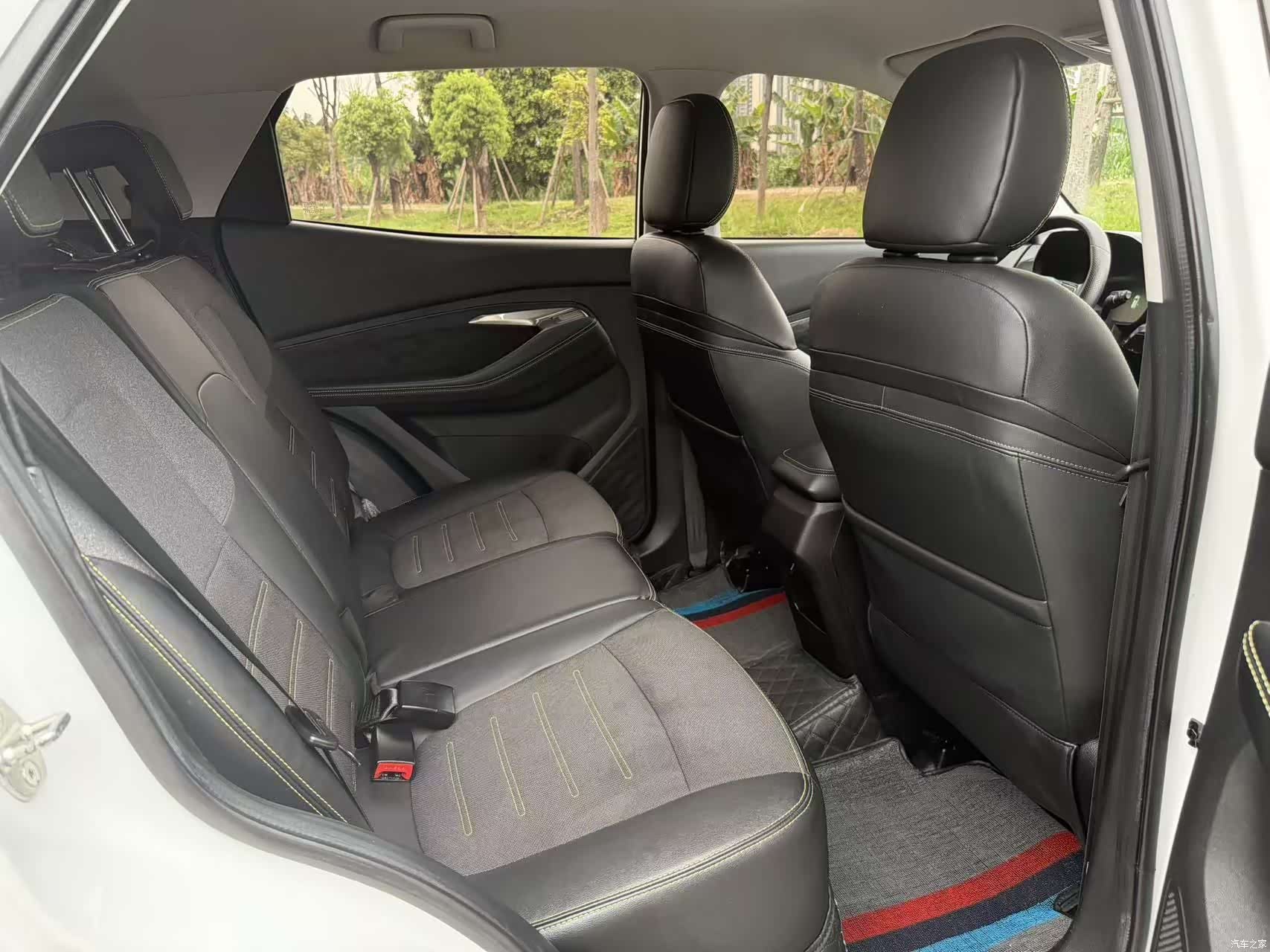 Wuling RS-3, 2021 7