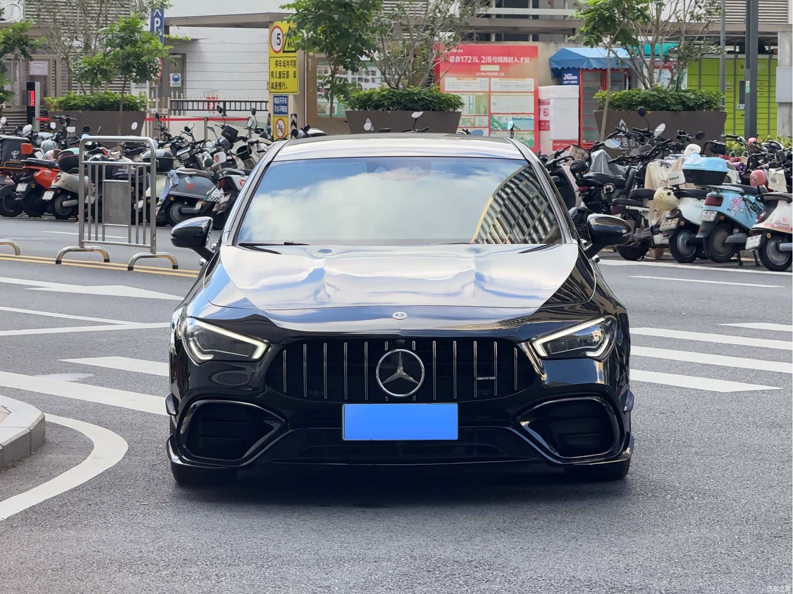 Mercedes-Benz CLA, 2022 2