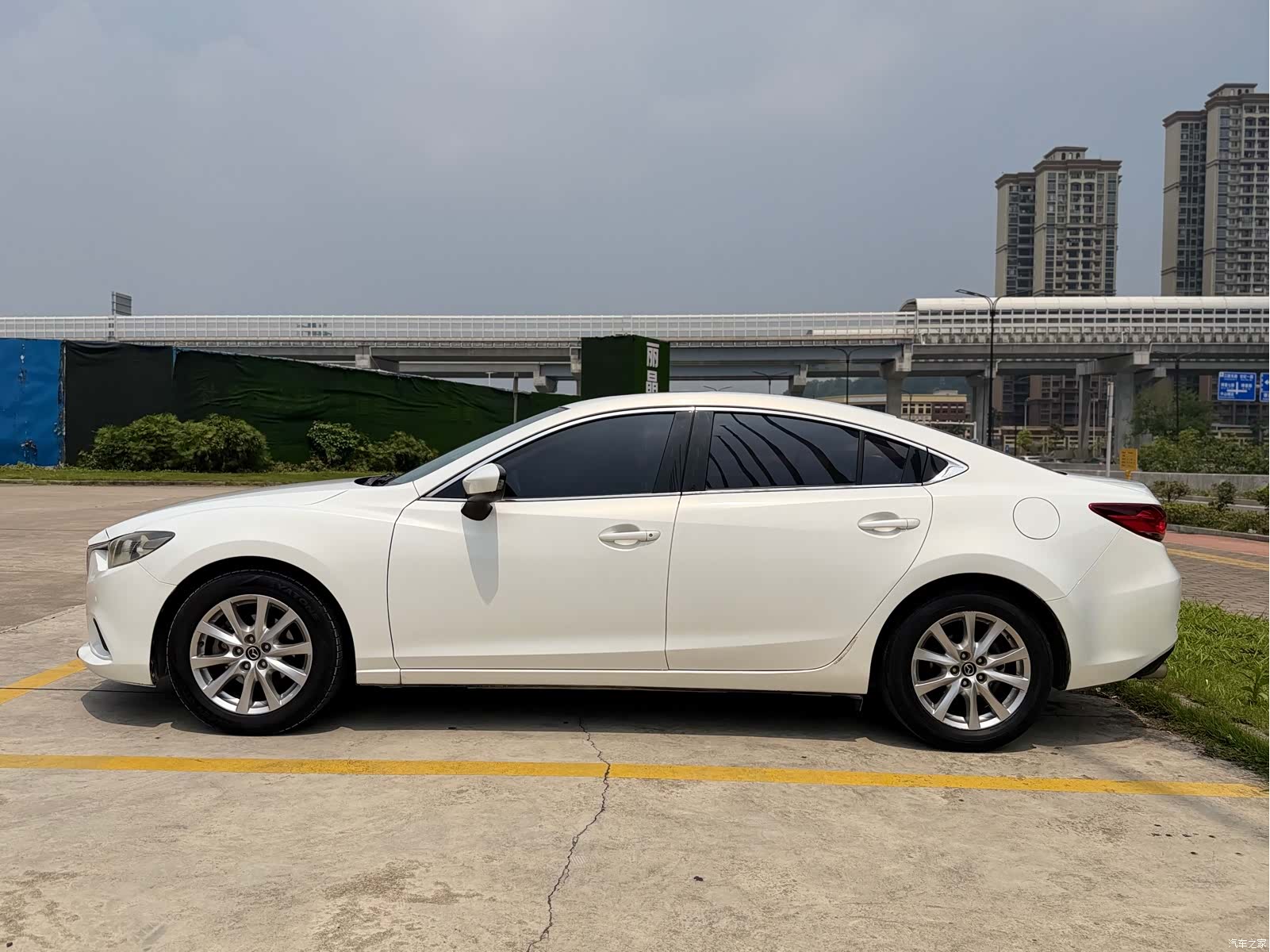 Mazda Atenza, 2014 10