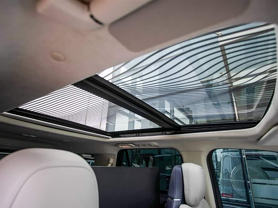 Lincoln Navigator One