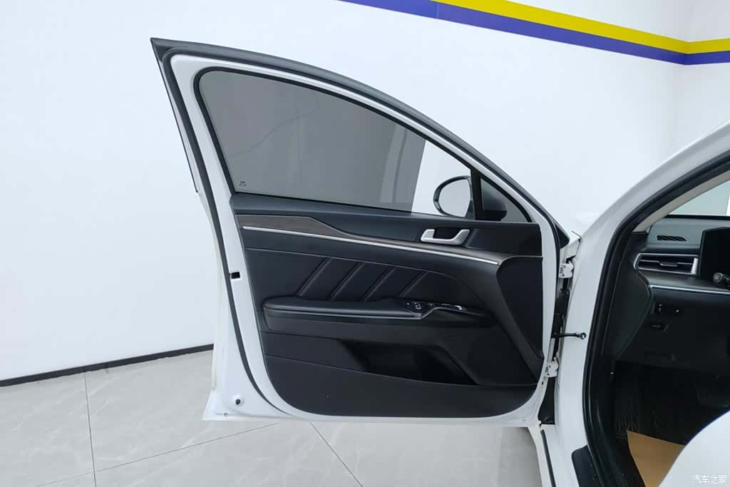 Kia K5, 2022 7