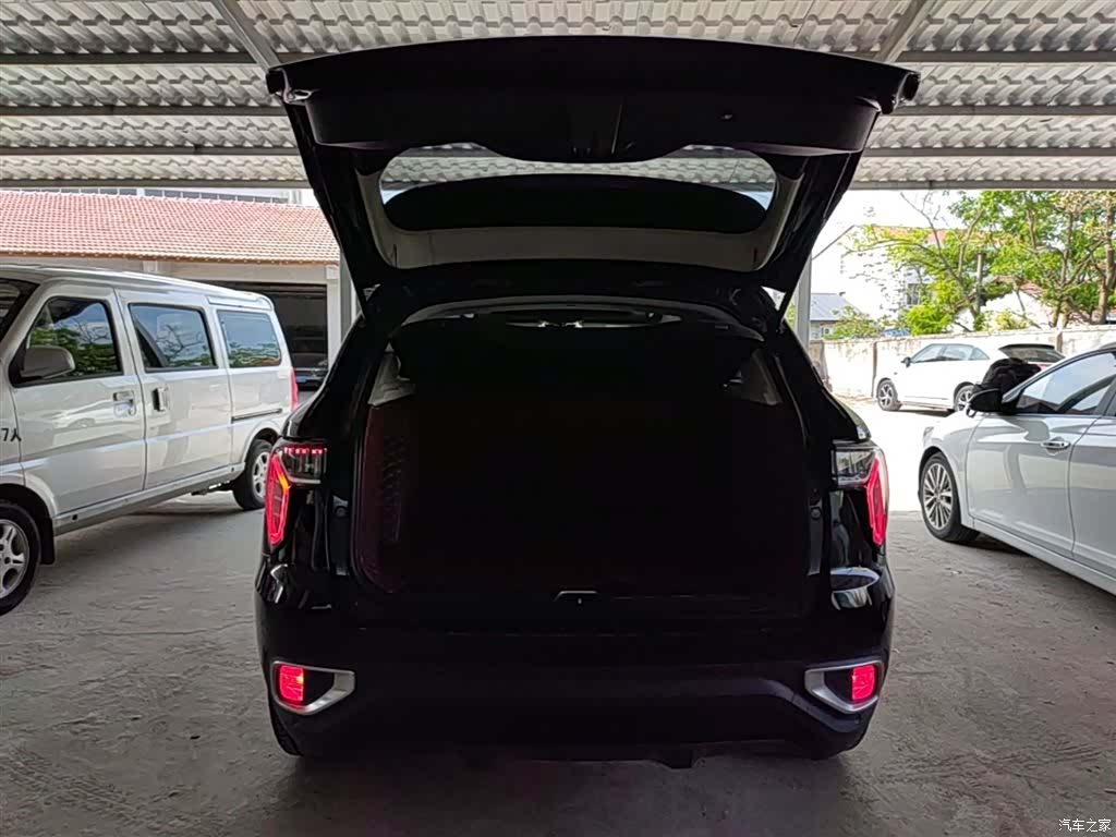 Lynk & Co 01, 2018 9