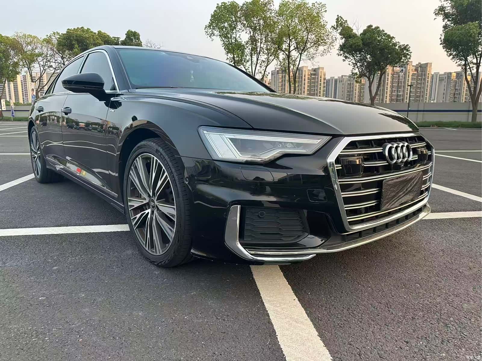 Audi A6L, 2022 3