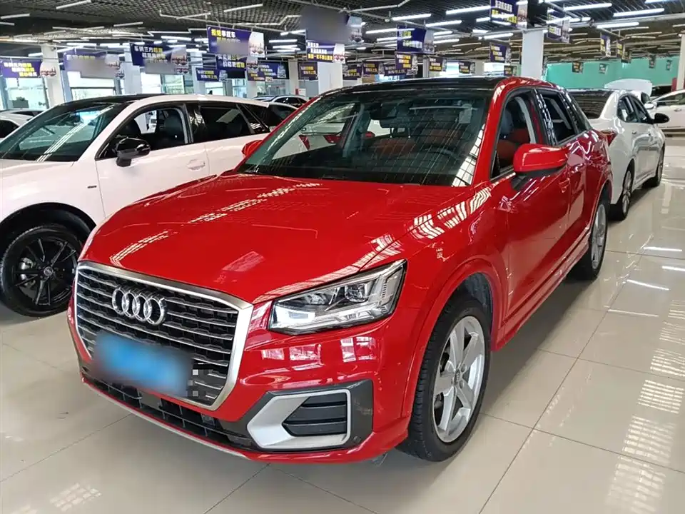 Audi Q2L Audi Q2L
