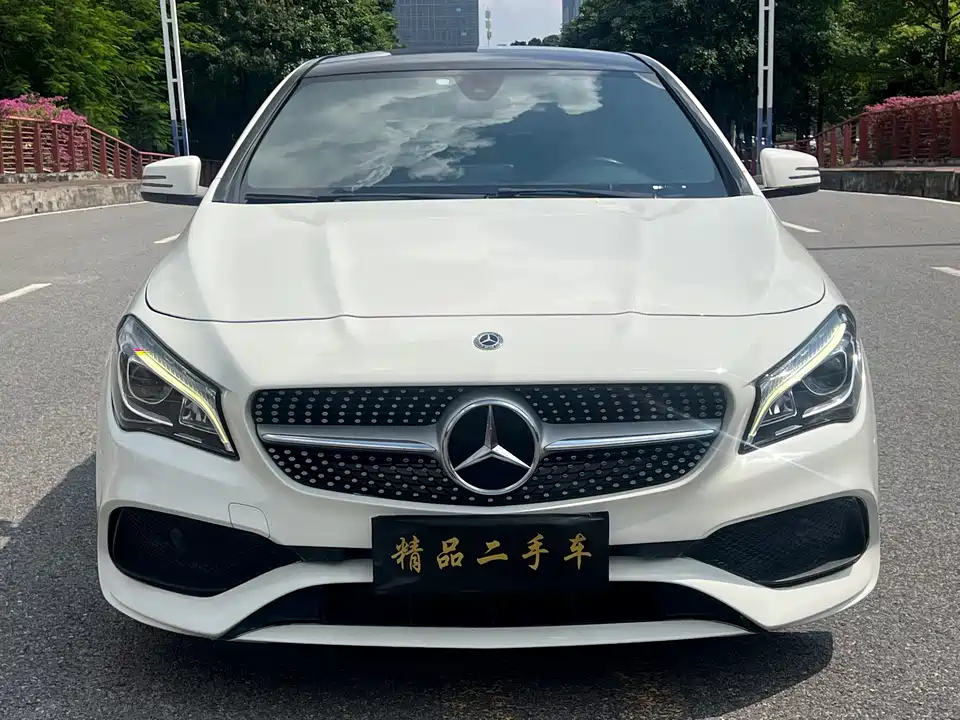 Mercedes-Benz CLA