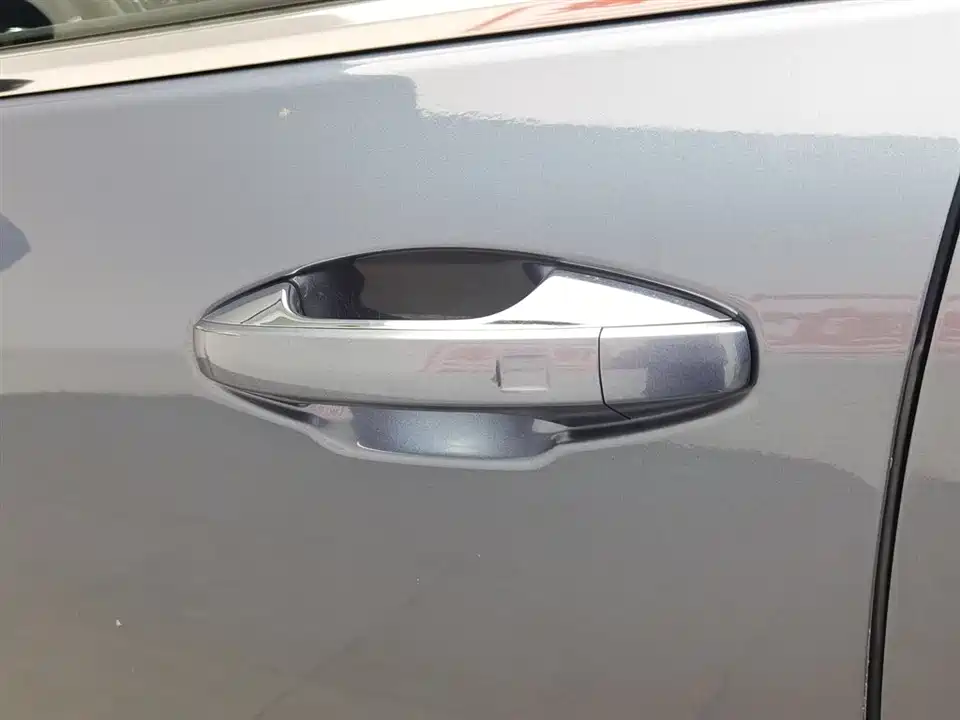 Exeed Chasing the wind