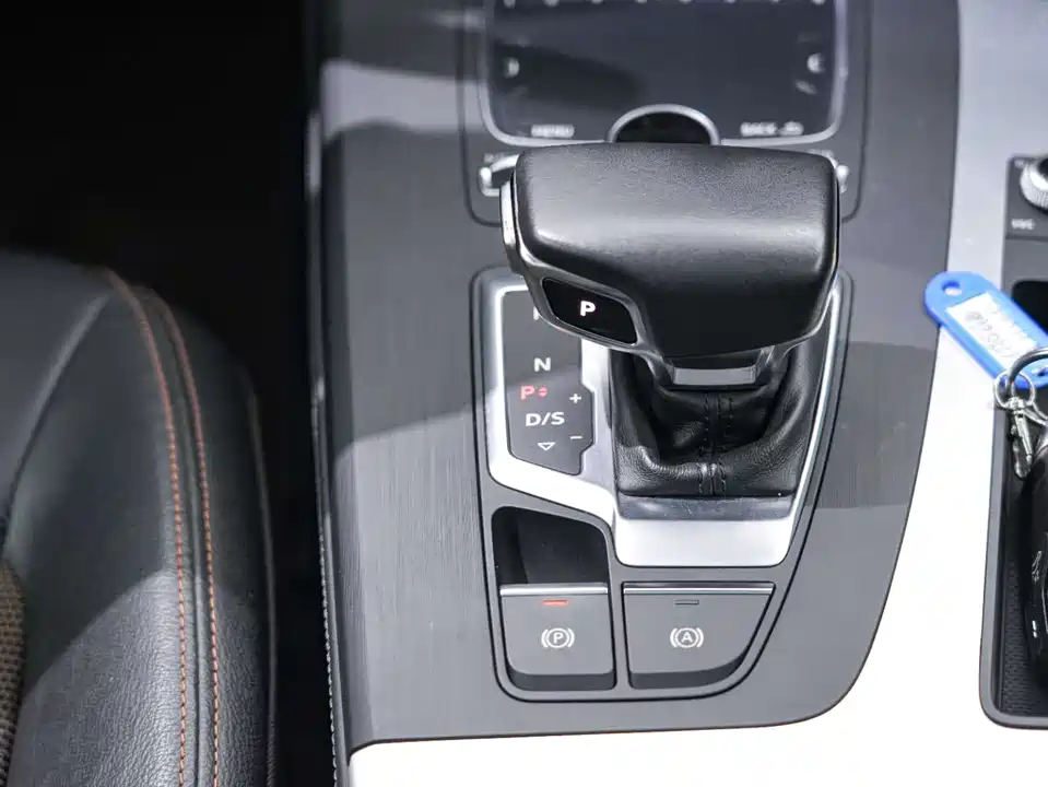 Audi Q5L Audi Q5L