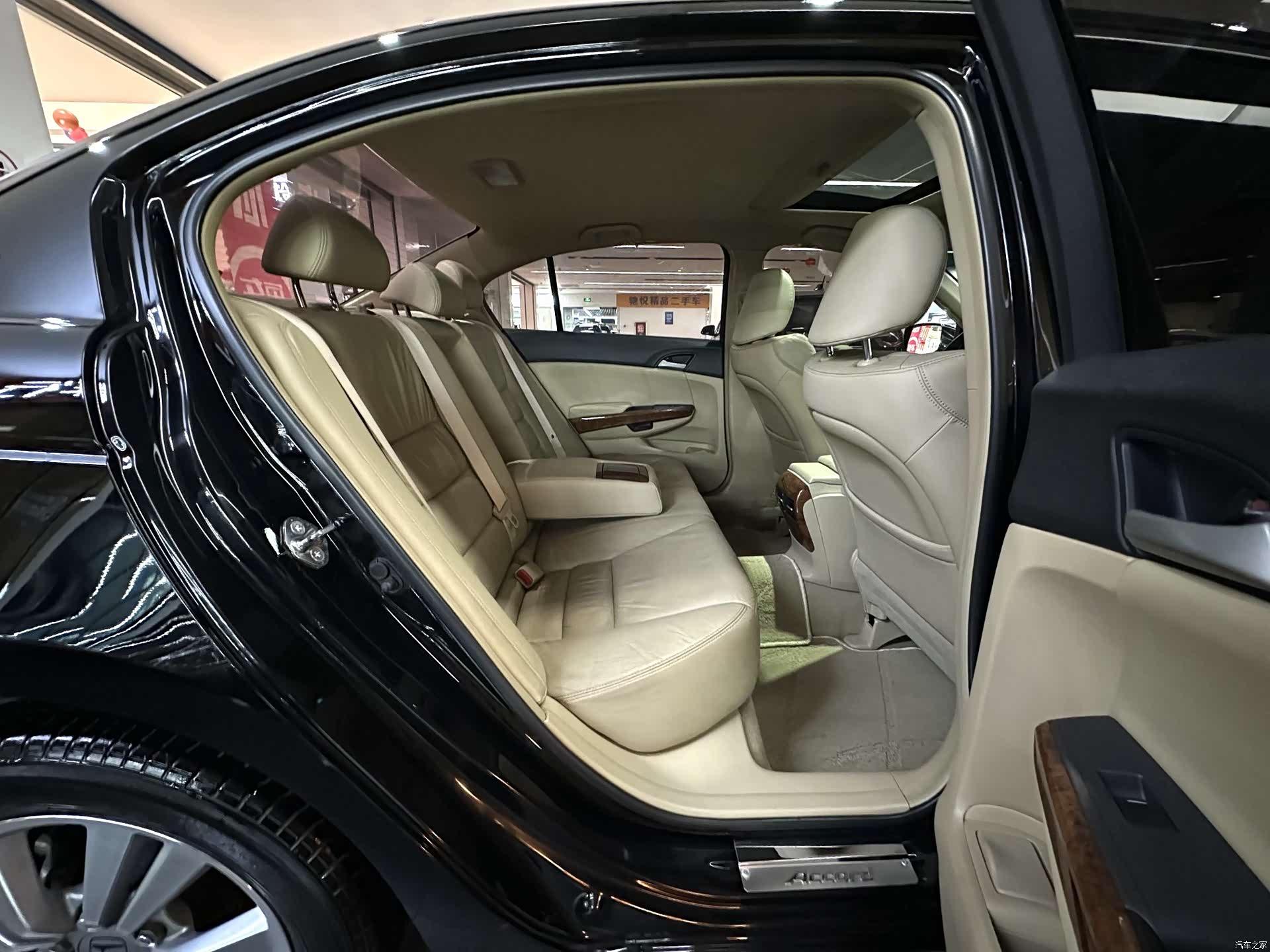 Honda Accord, 2011 22