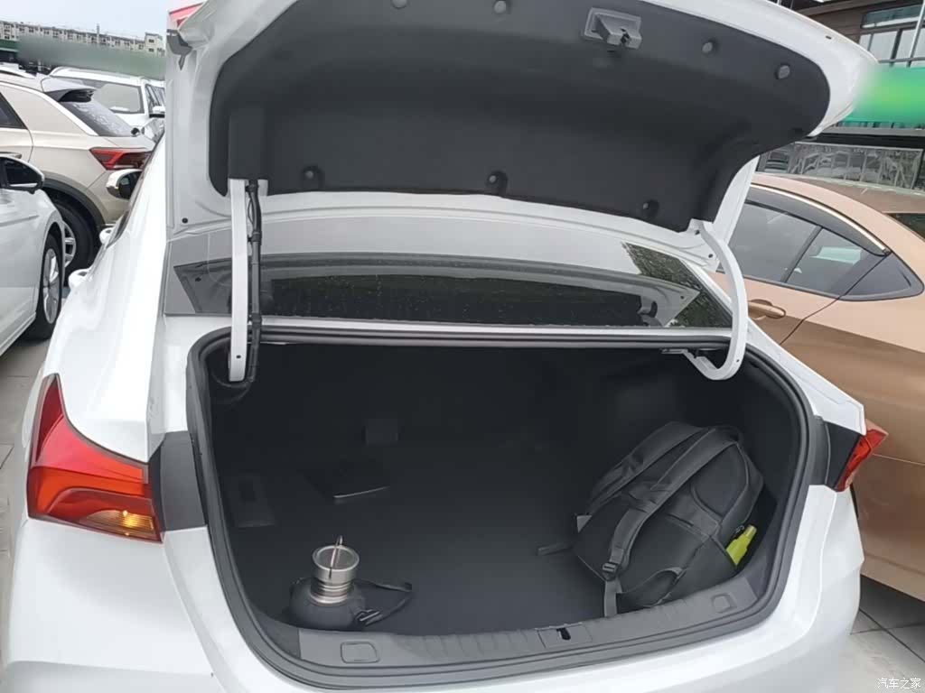 Buick Verano, 2024 19