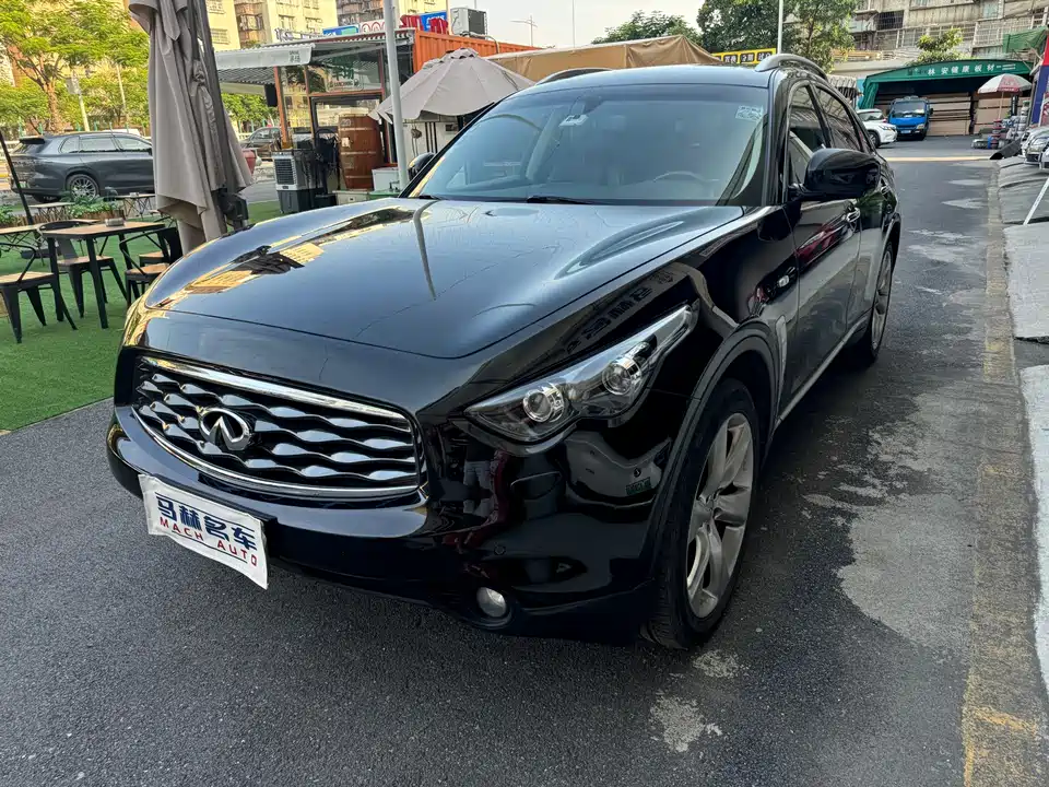 Infiniti FX