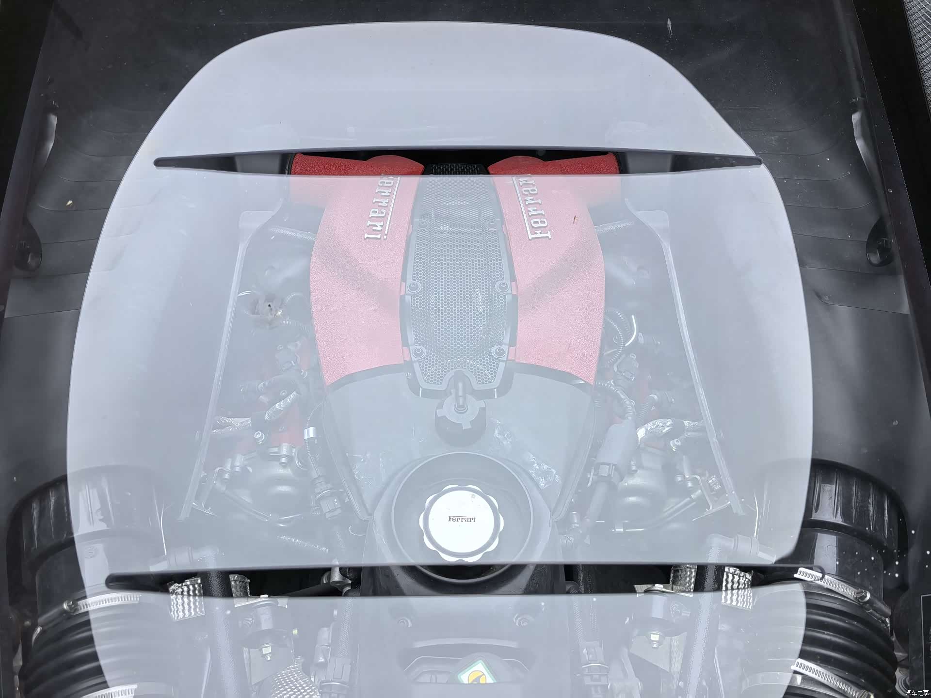 Ferrari F8, 2023 14