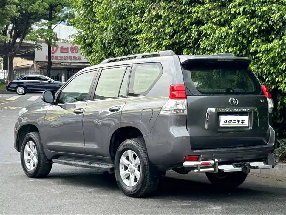 Toyota Prado