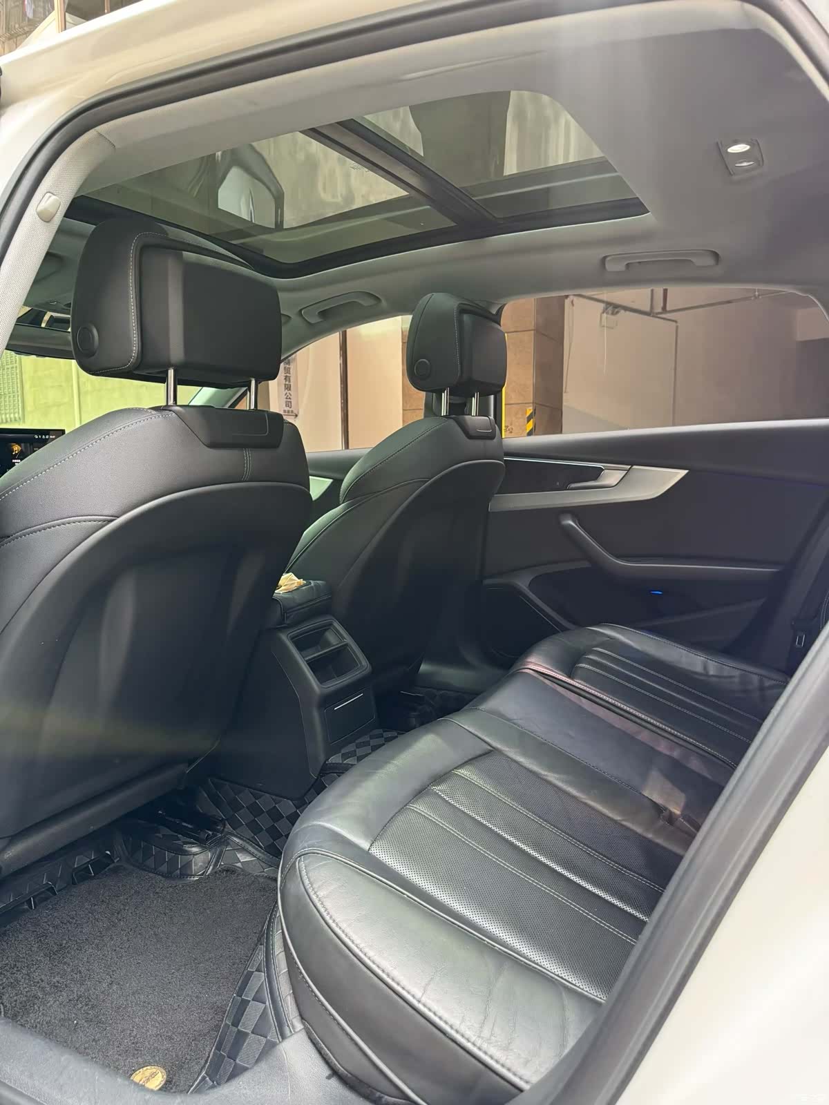 Audi A4L, 2022 6
