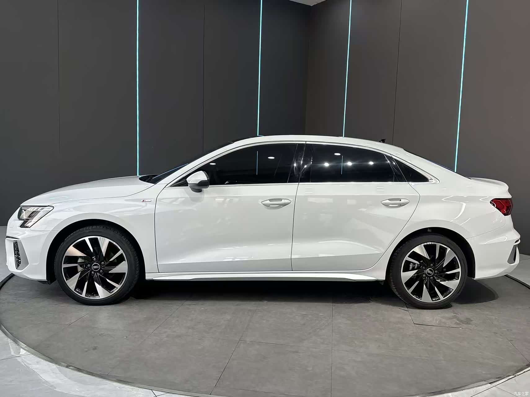 Audi A3, 2024 все фото