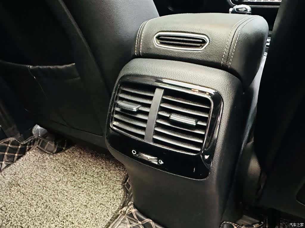 Kia DLX, 2017 12