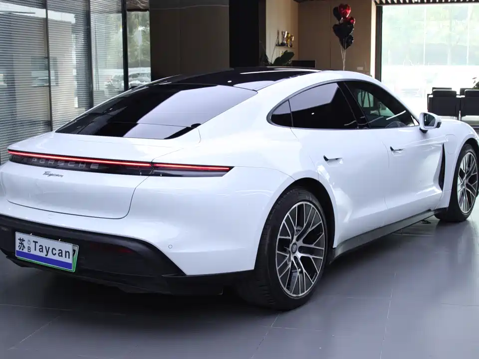 Porsche Taycan
