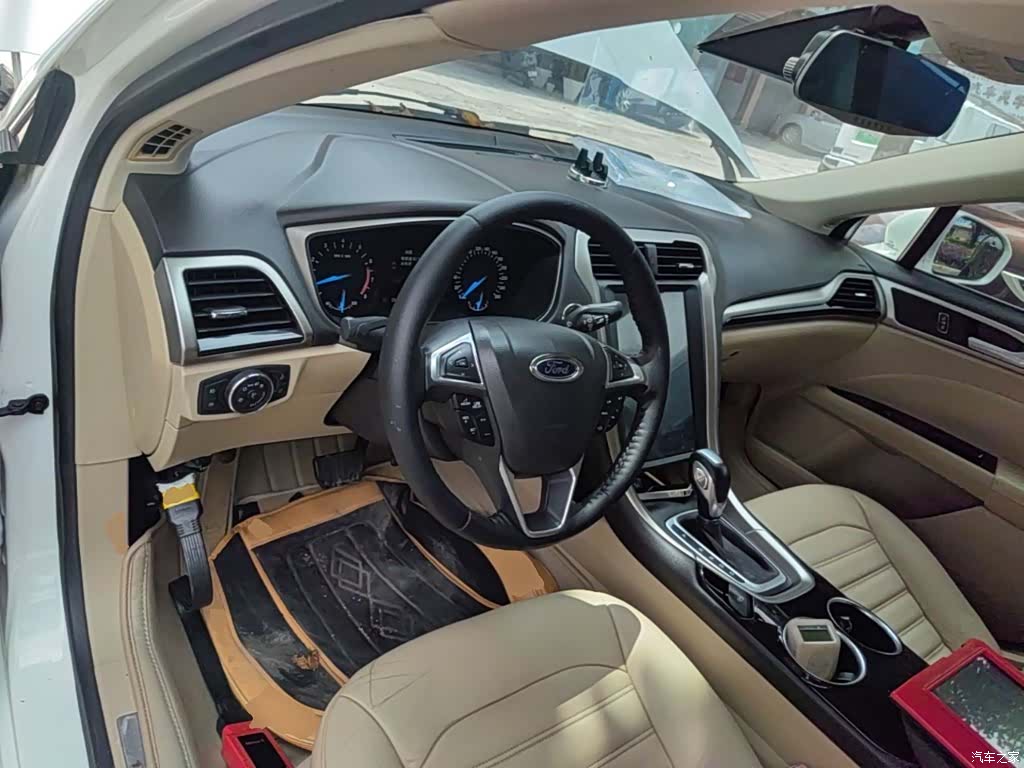 Ford Mondeo, 2014 10