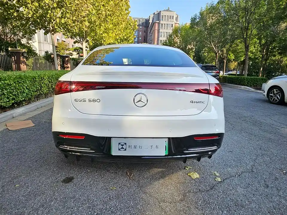 Mercedes-Benz EQS Mercedes-Benz EQS