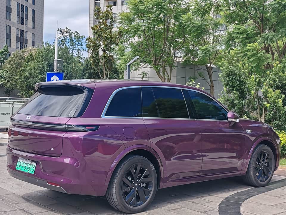 Li Auto Ideal L8