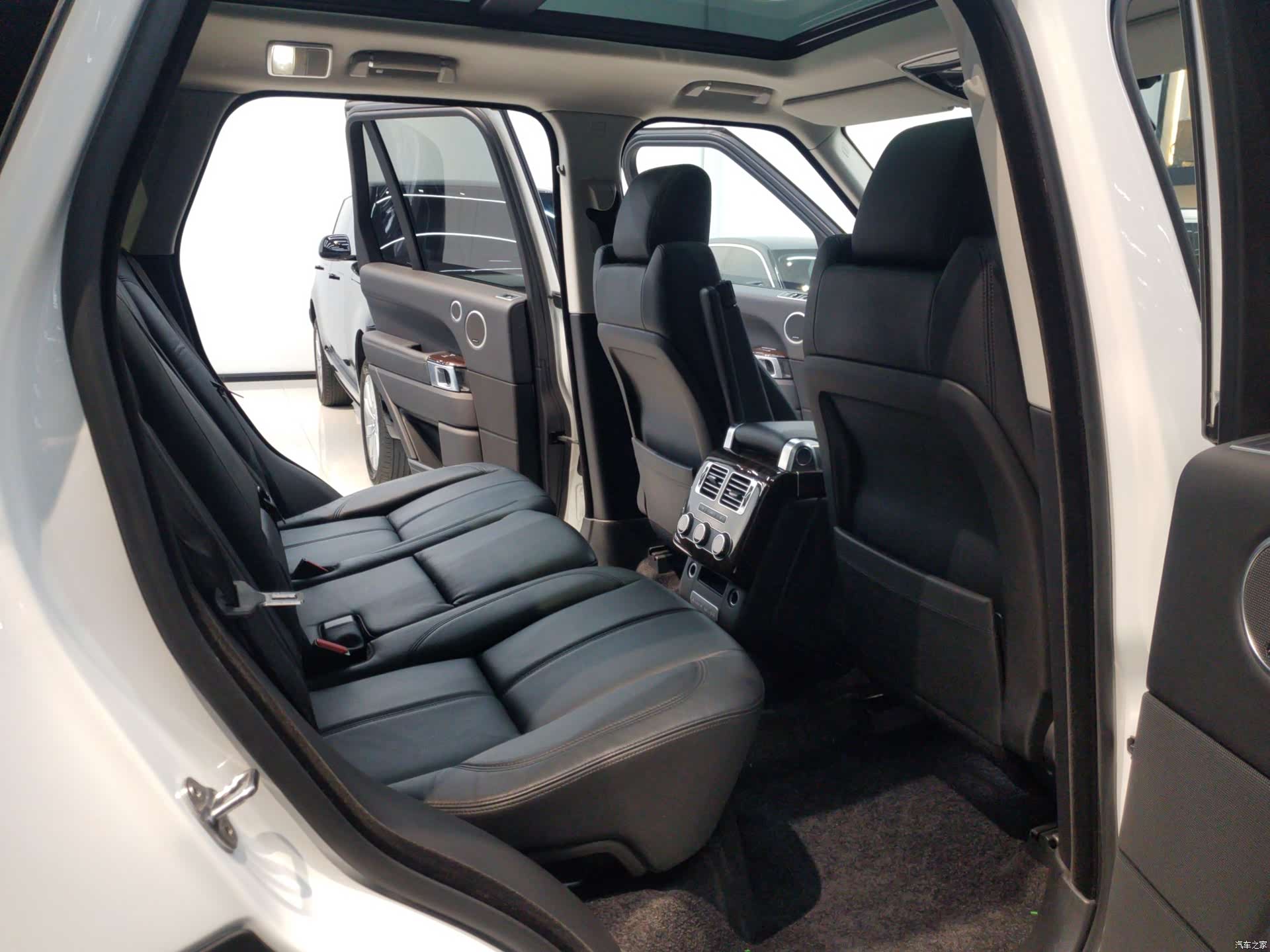 Land Rover Range Rover, 2016 8
