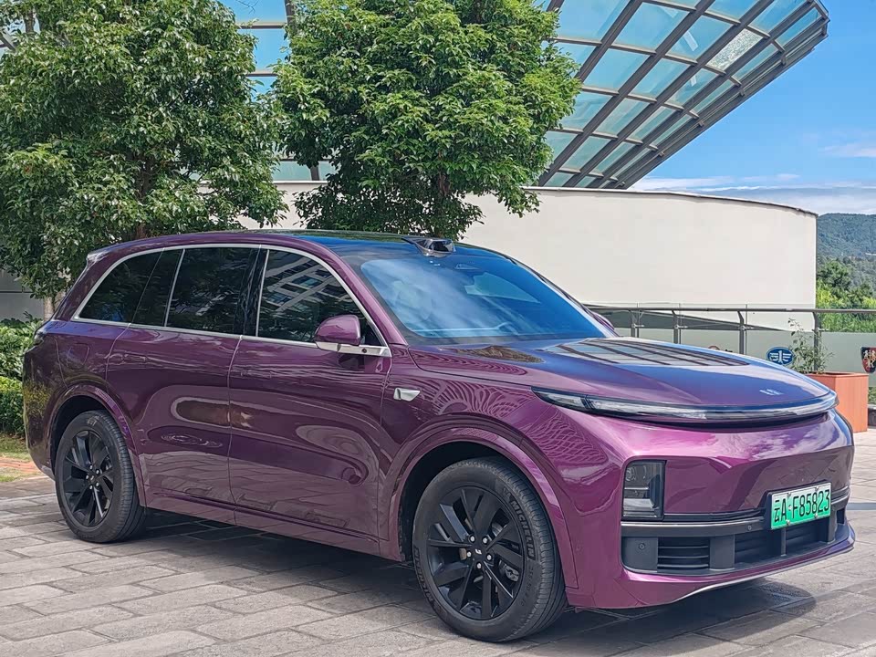 Li Auto Ideal L8