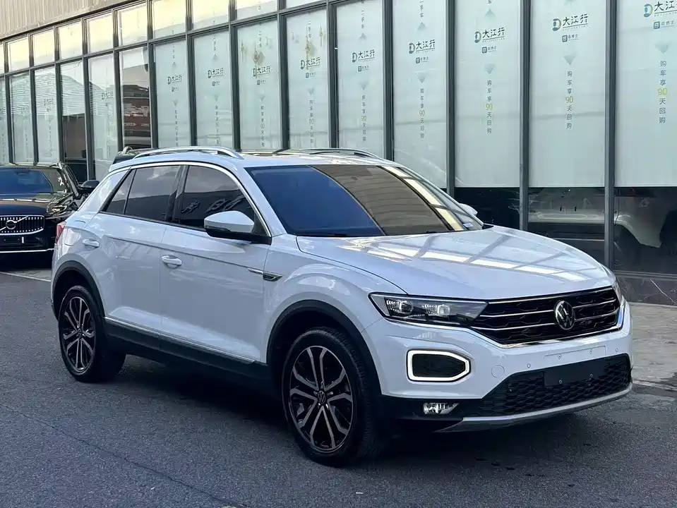 Volkswagen T-ROC exploring Songs