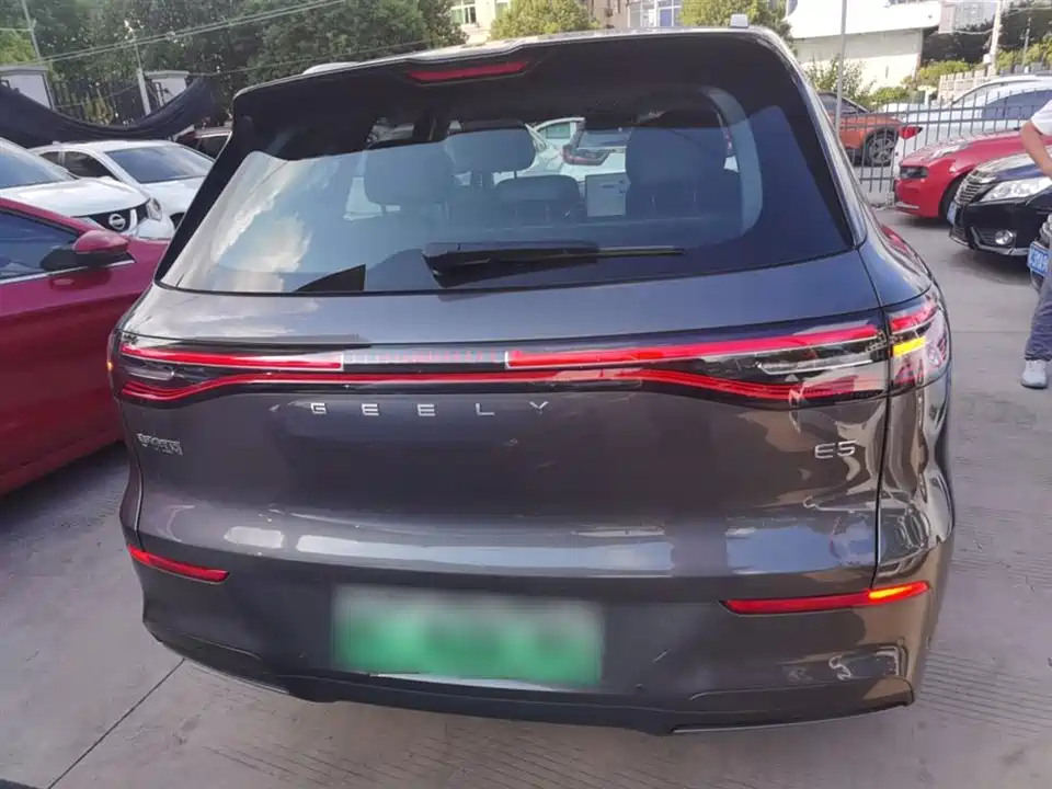 Geely Galaxy Galaxy E5