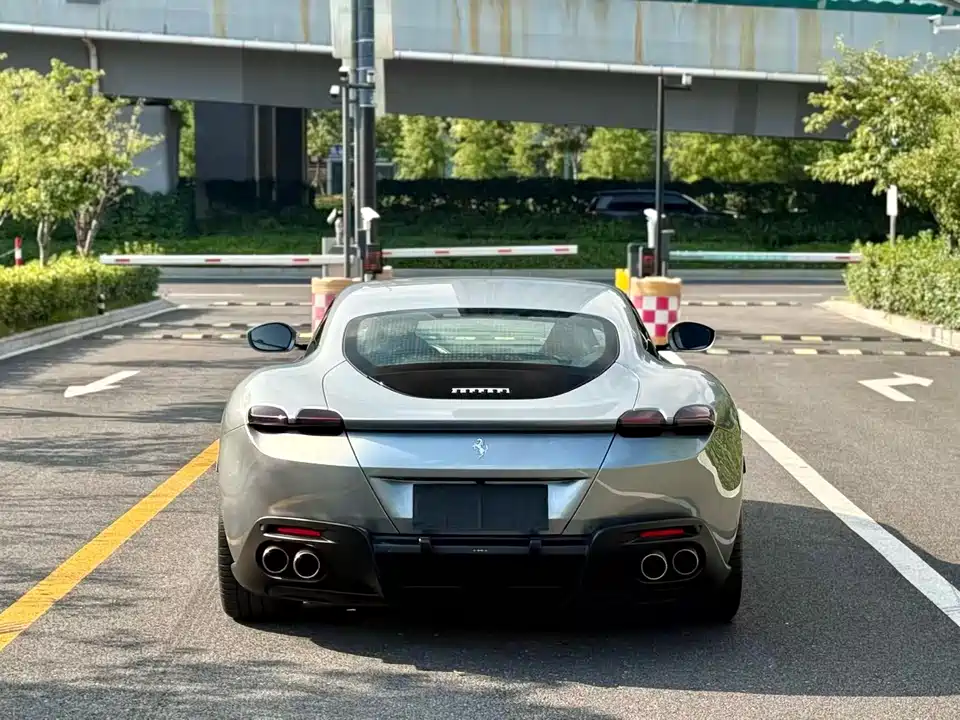 Ferrari Roma