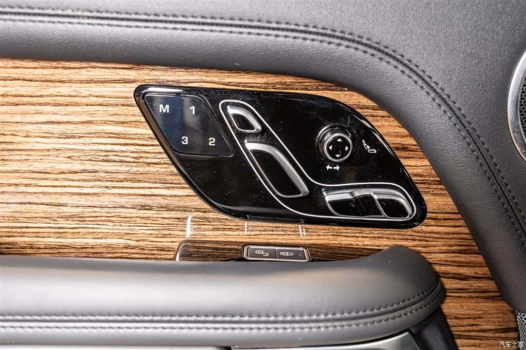 Land Rover Range Rover, 2019 16