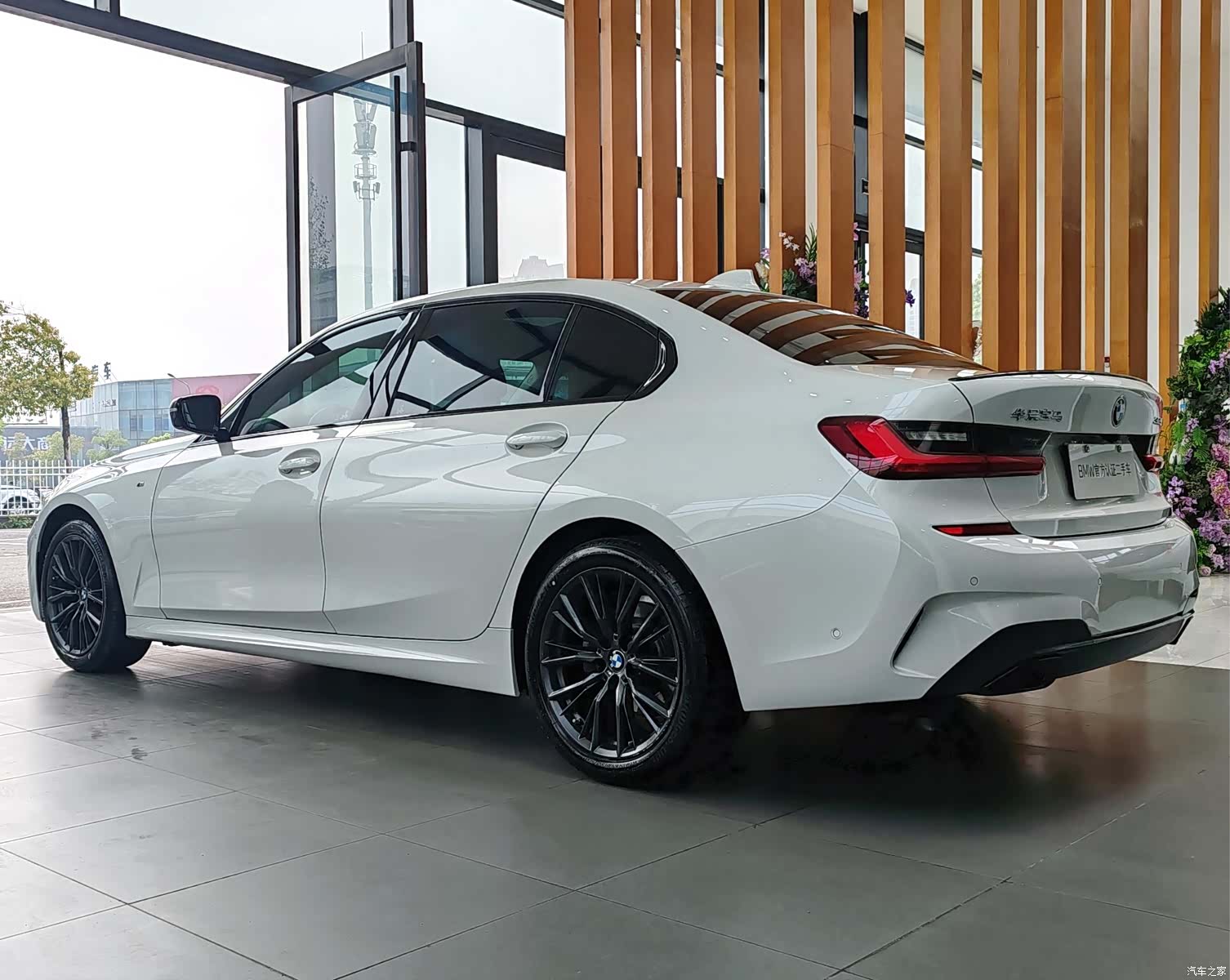 BMW 3 Series, 2022 6