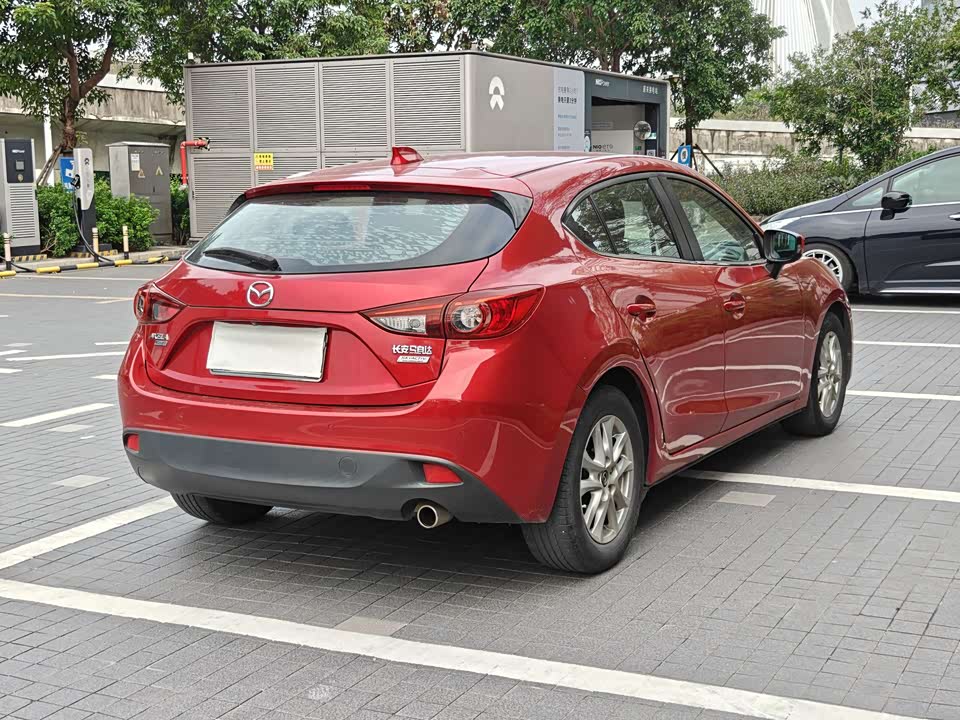 Mazda 3 Angkesaila