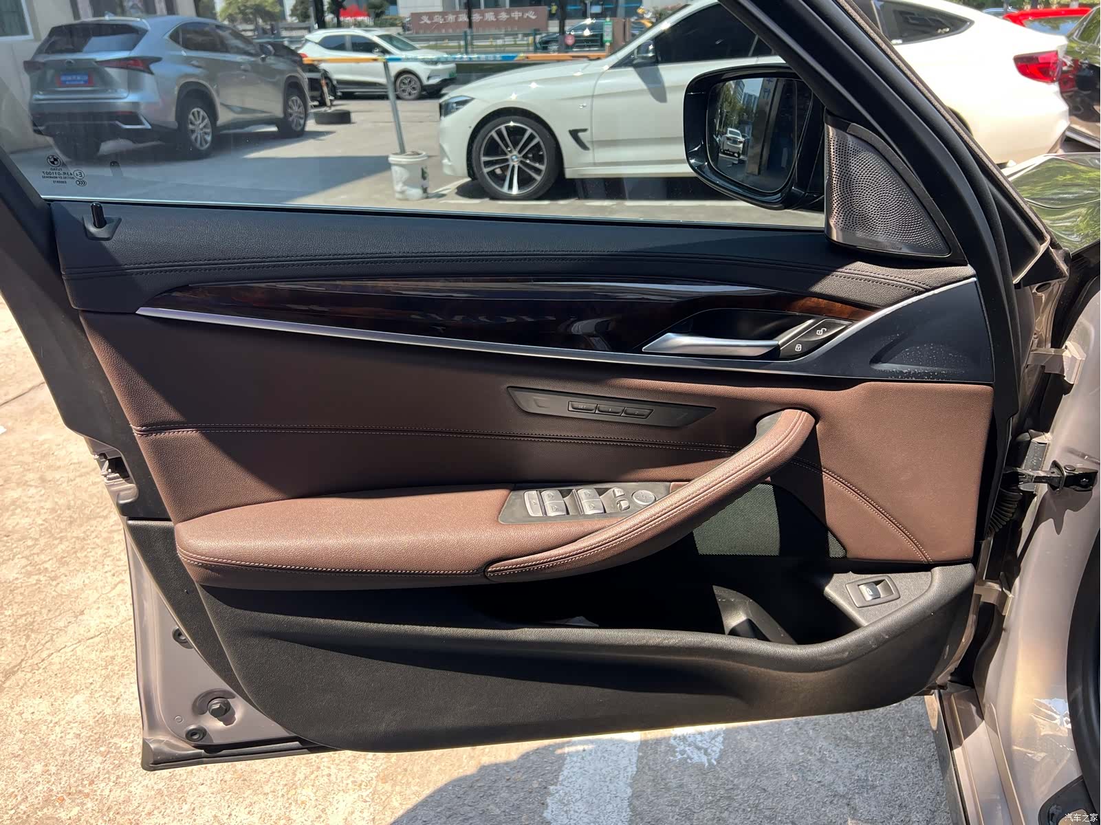 BMW 5 Series, 2019 22