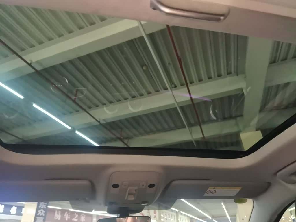 Audi Q2L, 2023 18