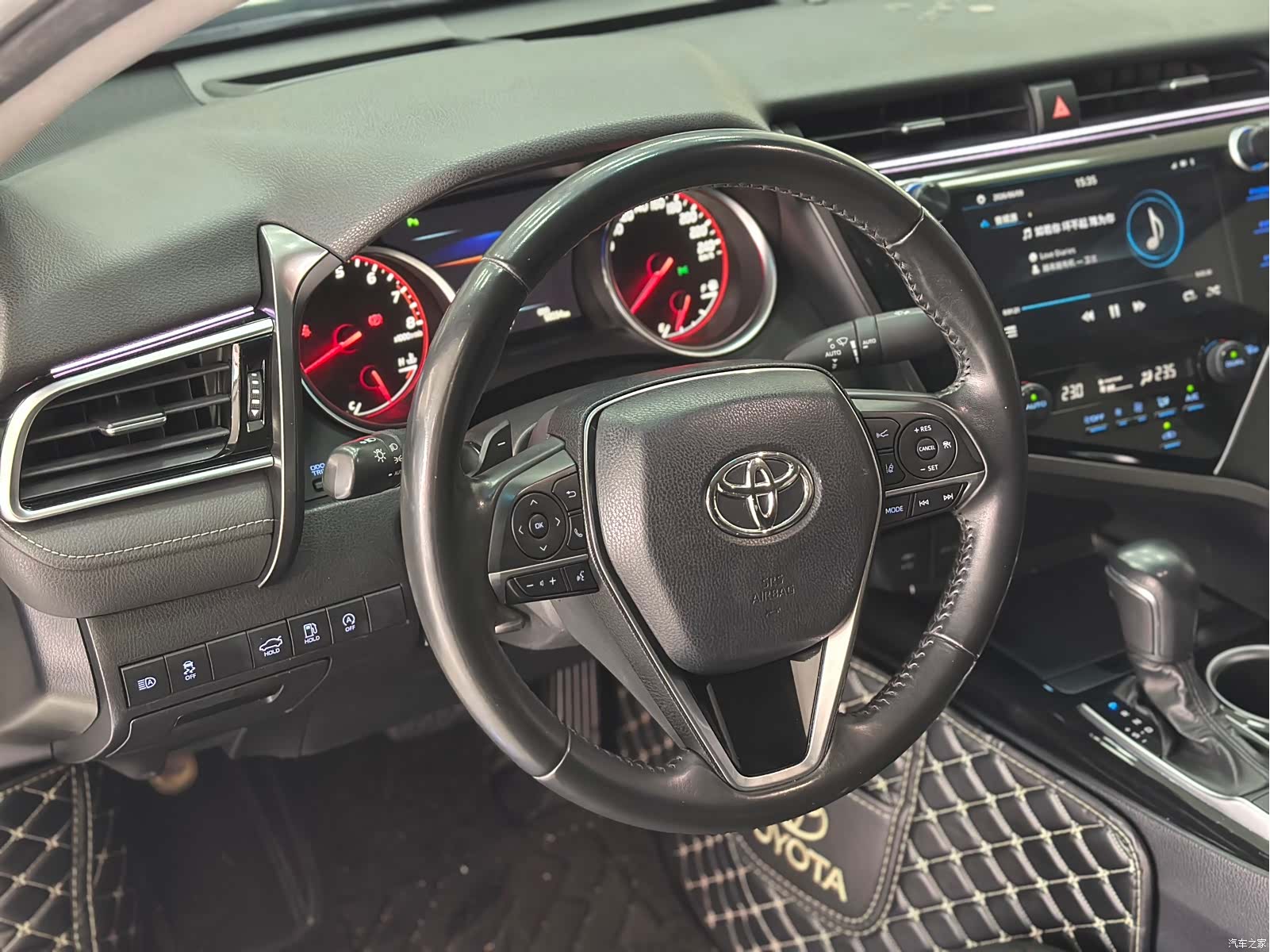 Toyota Camry, 2020 6