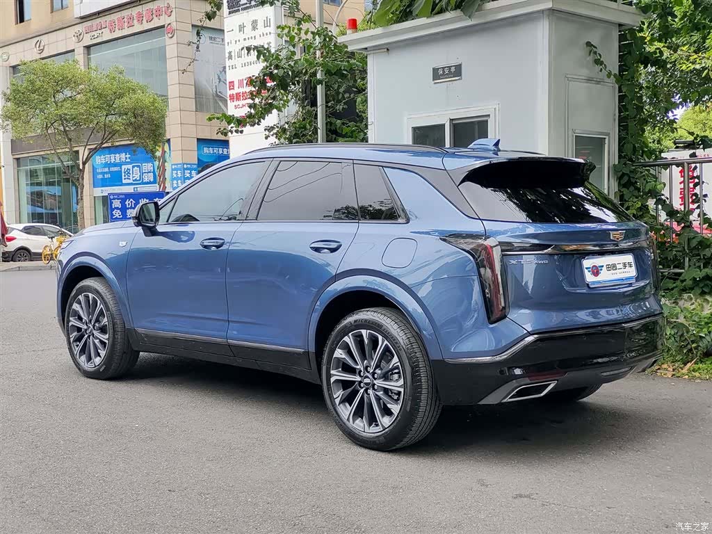 Cadillac XT5, 2025 4