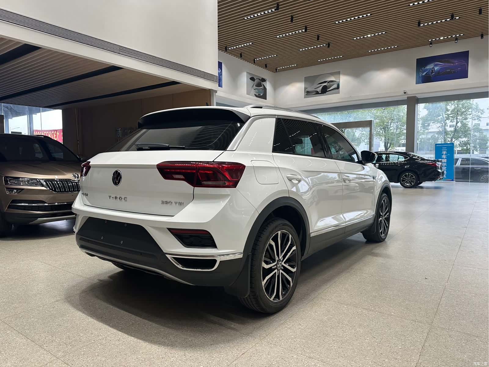 Volkswagen T-ROC, 2022 6