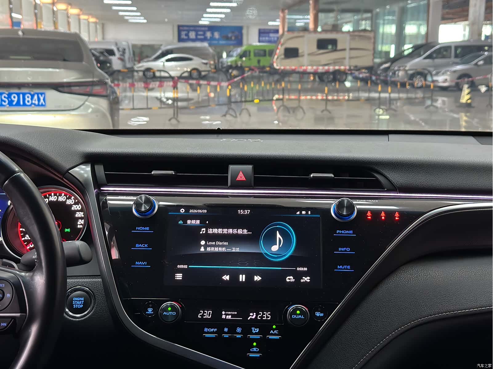 Toyota Camry, 2020 11